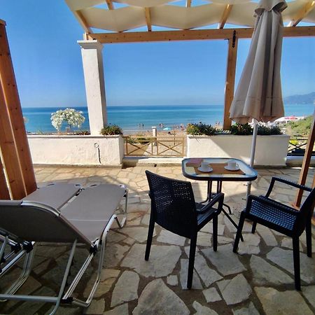 Nereides Apartments Agios Gordios  Extérieur photo