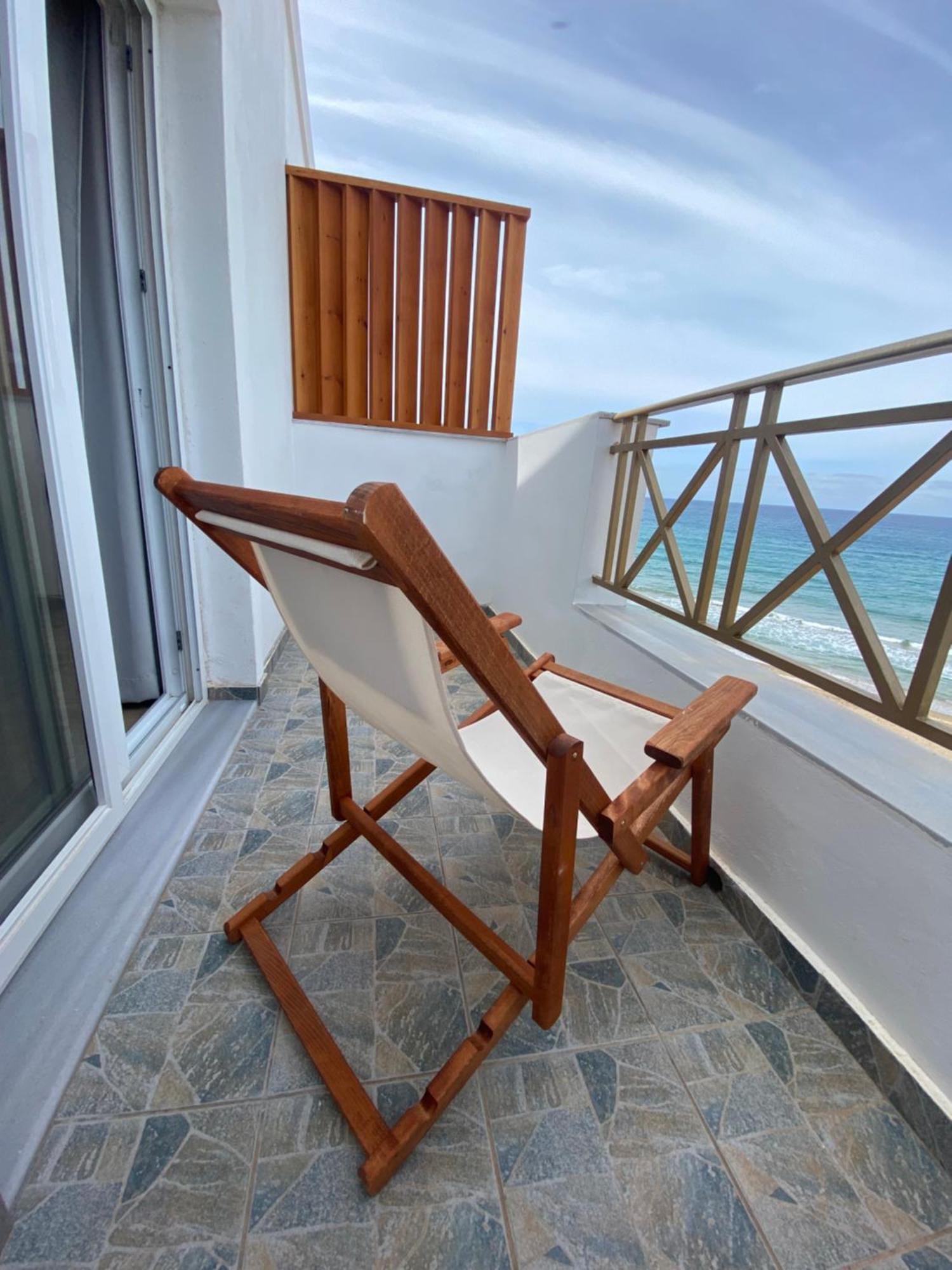 Nereides Apartments Agios Gordios  Extérieur photo